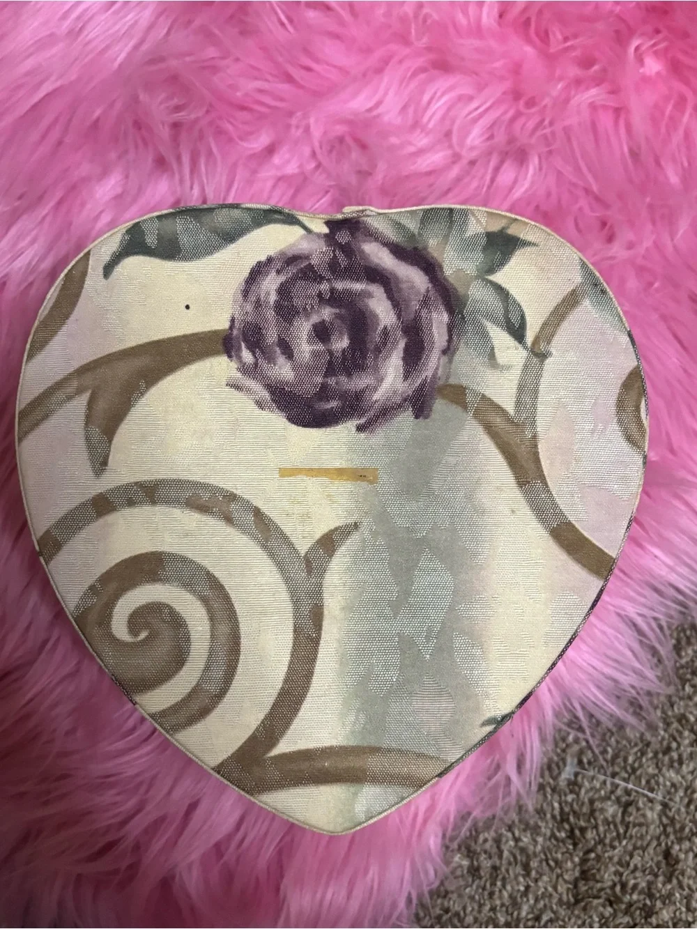 Floral Heart Decorative Storage Box in Pink and Cream 3